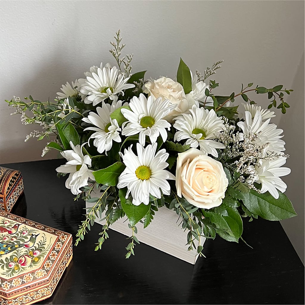 Fresh Linen Box Bouquet –  Randalls, Pleasanton CA
