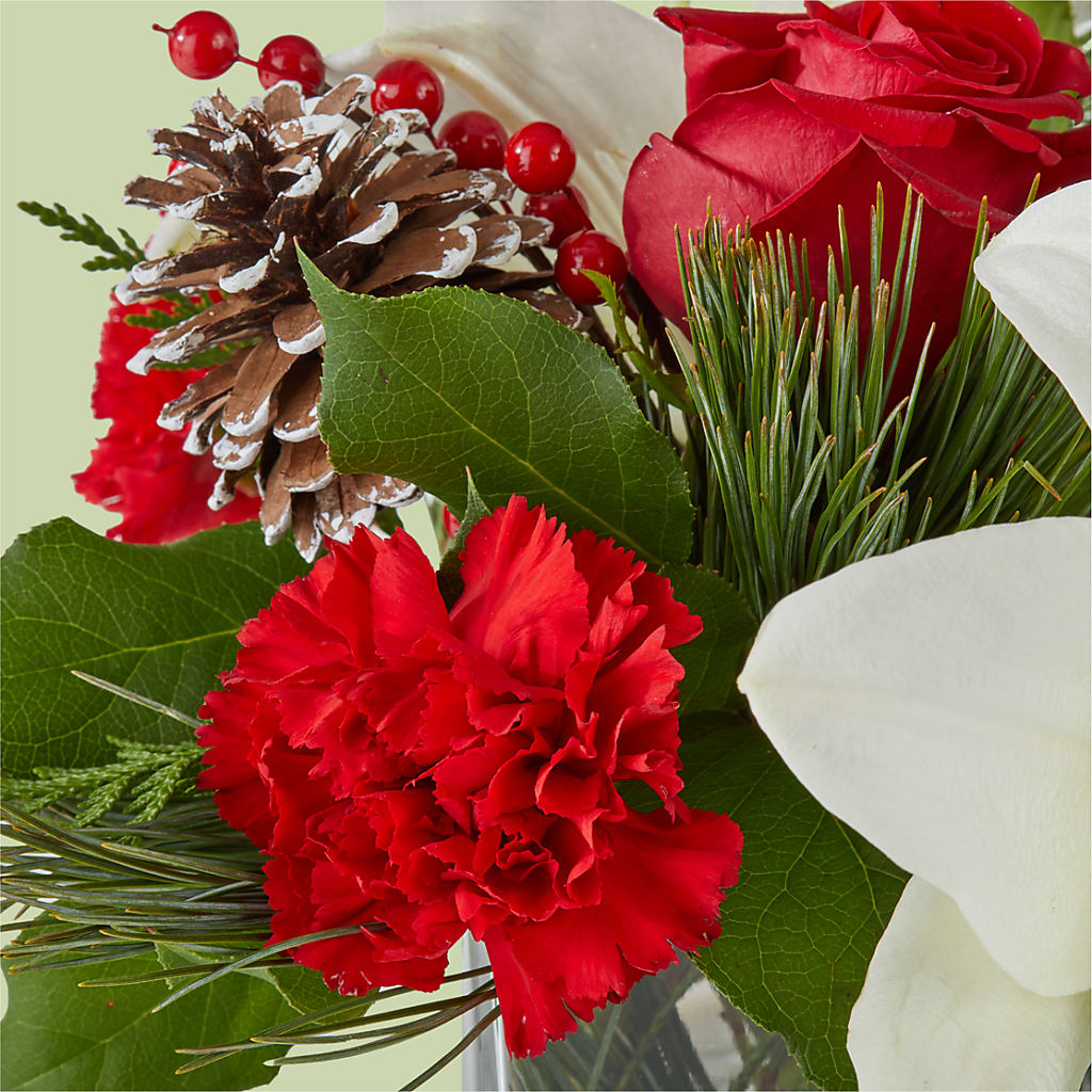 Glistening Icicles Bouquet –  Randalls, Pleasanton CA