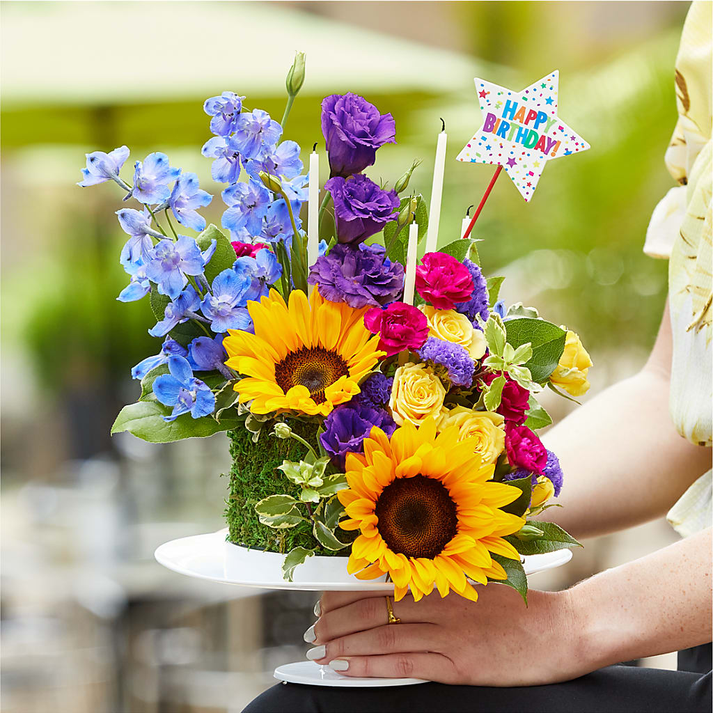 Star of the Day Floral Cake –  Randalls, Pleasanton CA